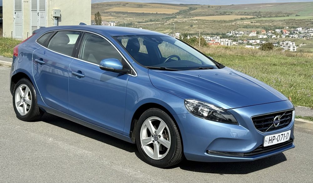 Volvo V40 2.0 Diesel 120 CP euro 6 2016