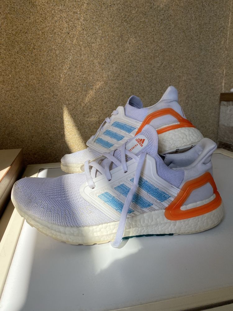 adidas Ultra Boost 20
