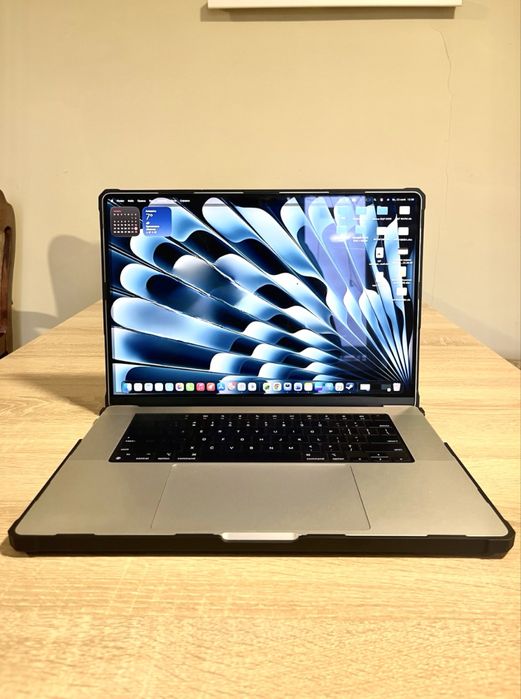 MacBook Pro 16” M3 Max / 36 GB / 1 TB / 2023 — Идеал