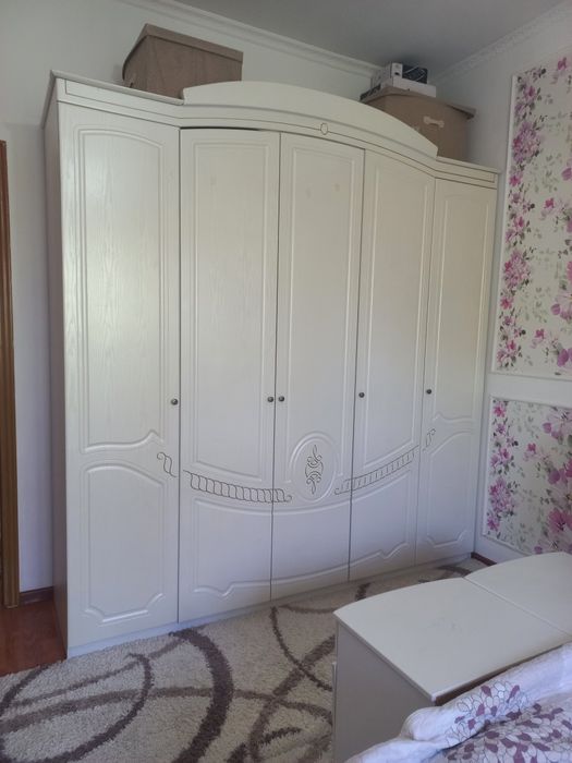 Спальный гарнитур