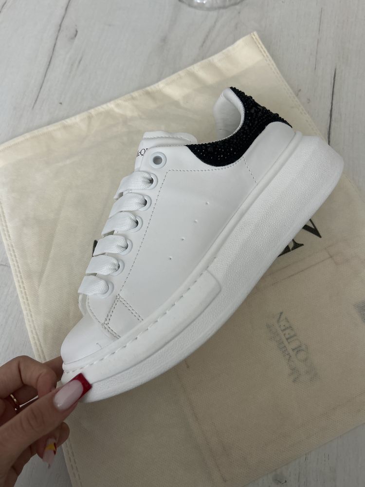 Adidasi alexander mcqueen albi