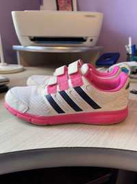 Adidasi Adidas dama