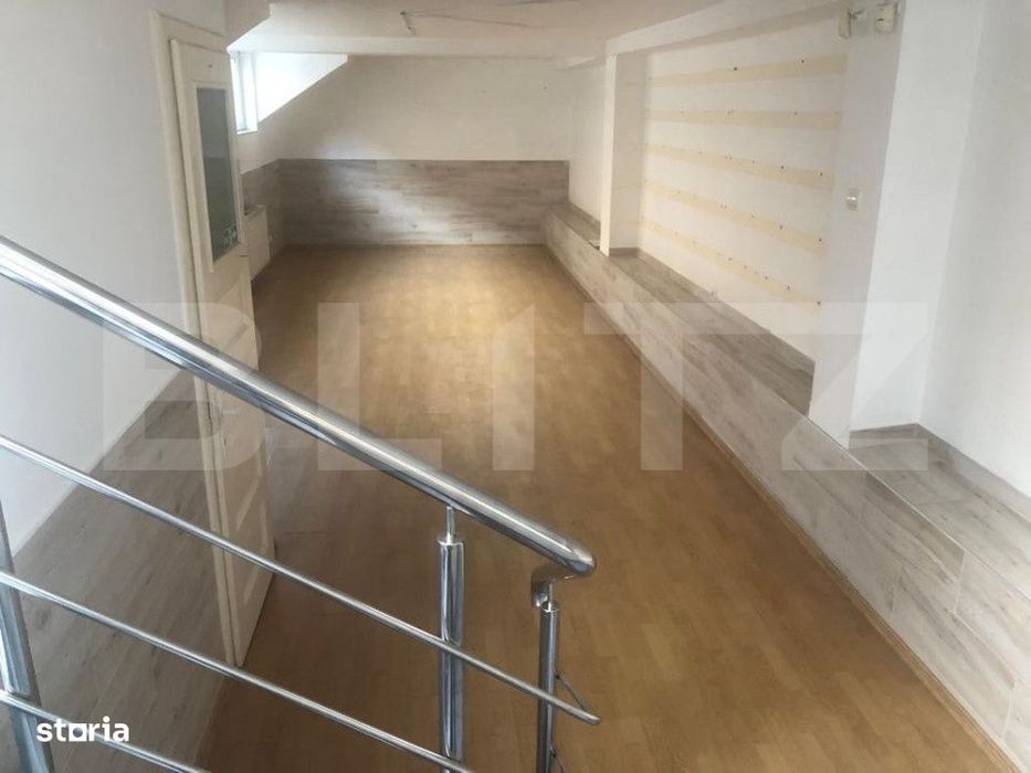 Spatiu comercial 44mp la demisol pe Bulevardul Revolutiei