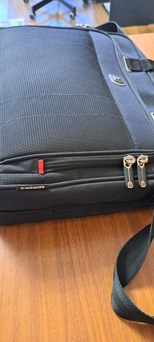 Geanta pentru laptop