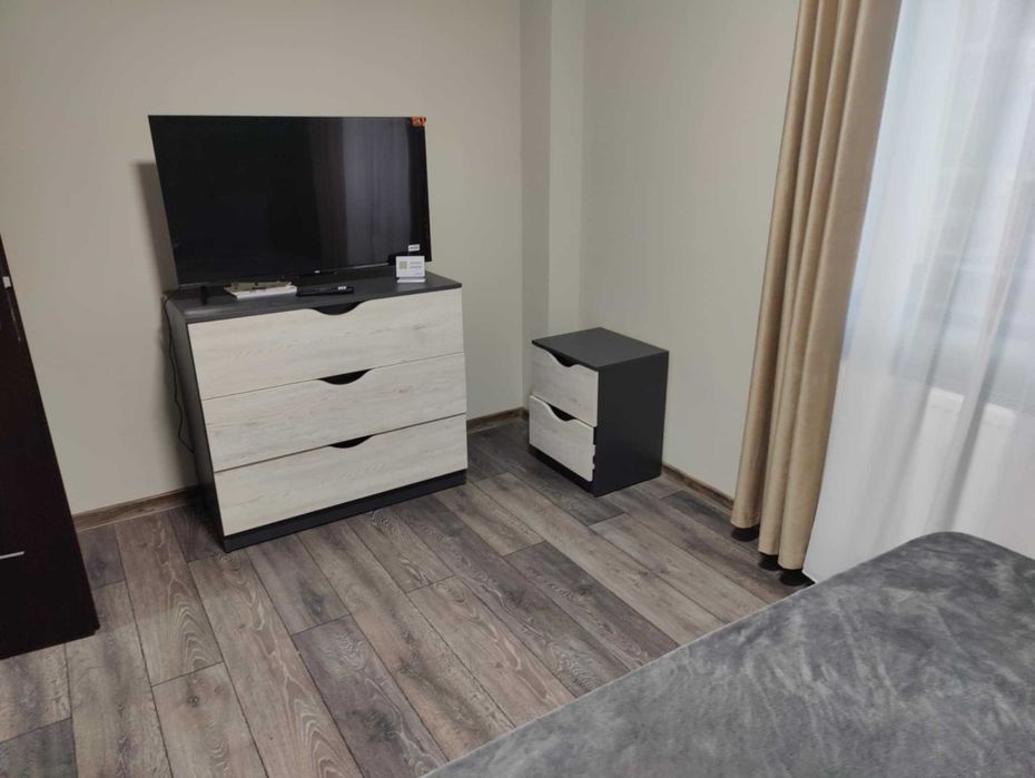 Apartament de închiriat cu 3 camere cu PARCARE -LIBER IMEDIAT- BLC NOU