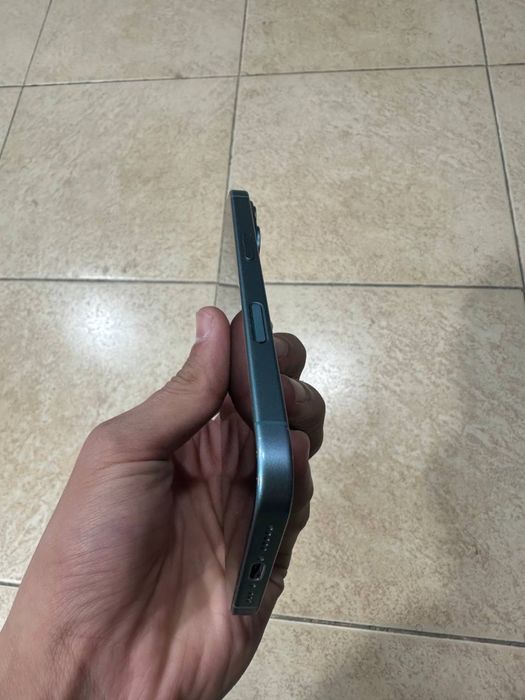 iPhone 16 ozi ideal tel