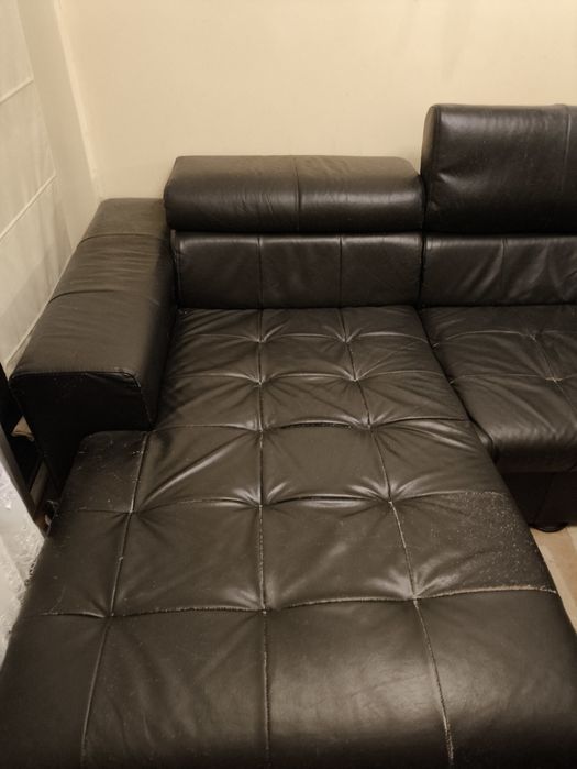 Италиански кожен диван
