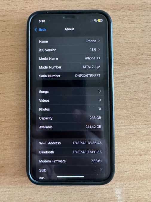 Продавам IPhone XS 256GB