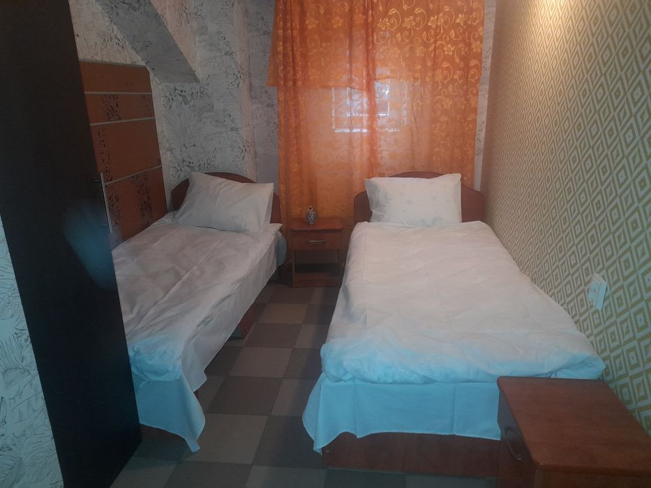 Casă de închiriat pentru 10 persoane (muncitori)