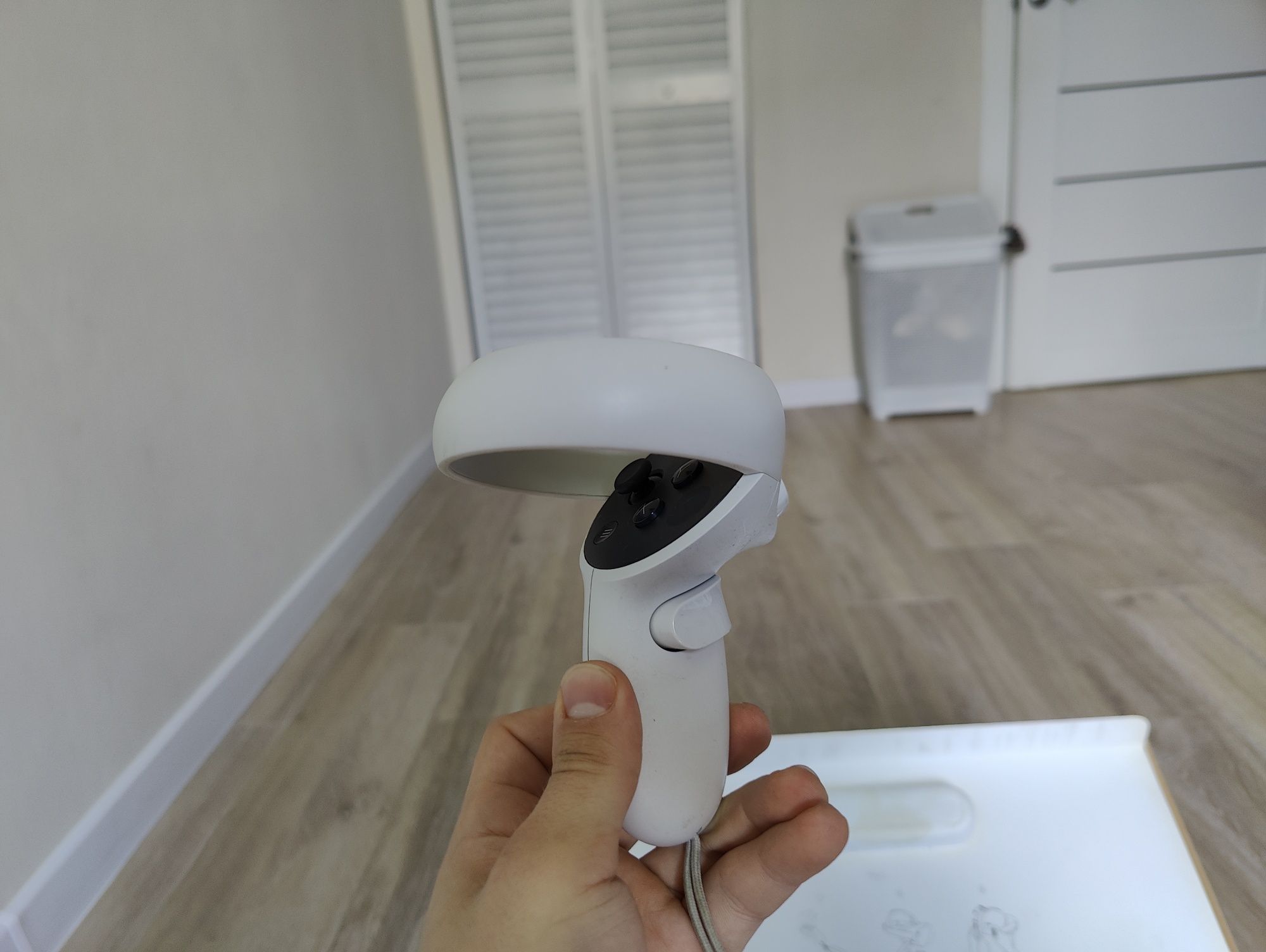 Продаю oculus quest 2