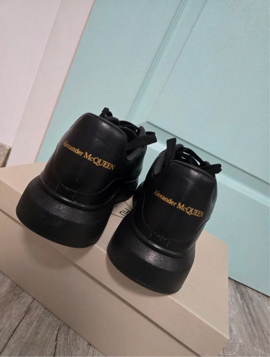 Adidasi Alexander McQueen Black la DOAR 249 Lei