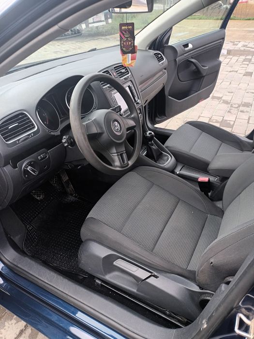 Vând Volkswagen Golf 6