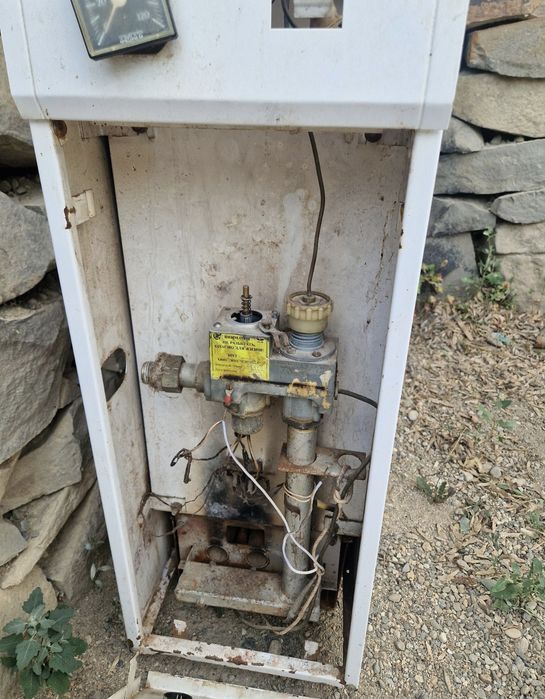 Газовый напольный печь
