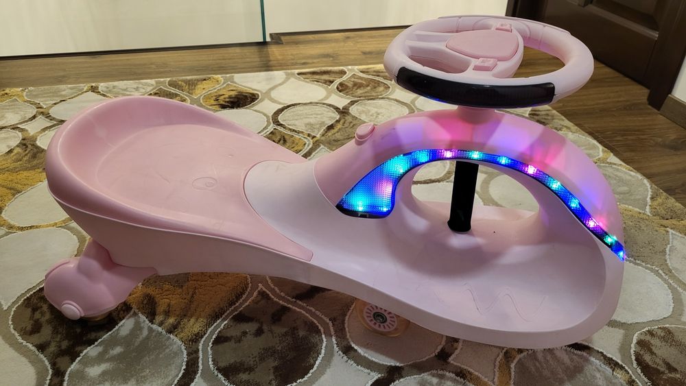 Masinuta gravitationala fetite.