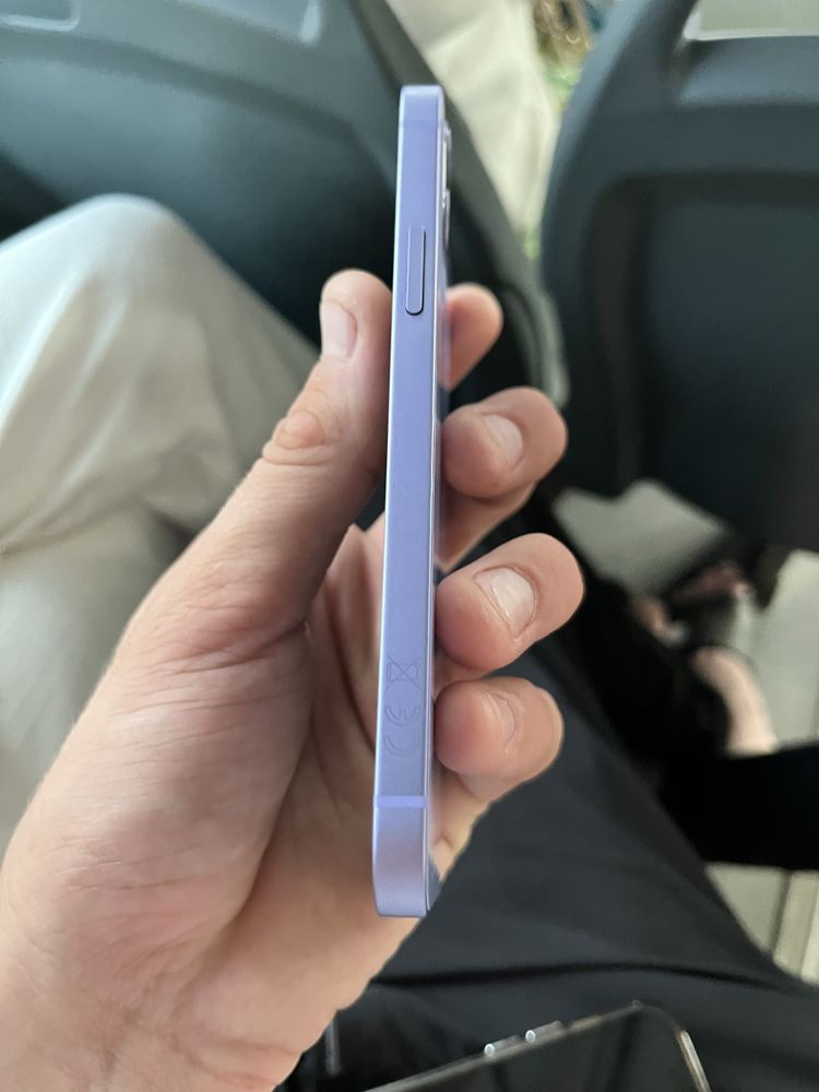 Iphone 12  128 pamit