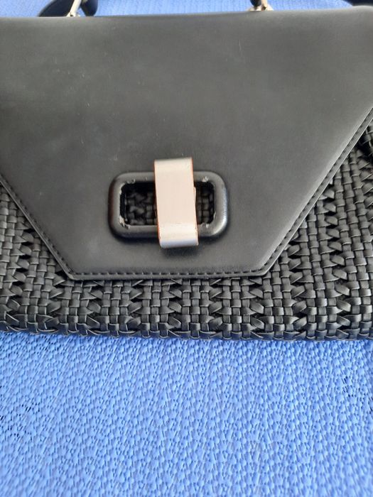 Geanta neagra Zara cu model impletit