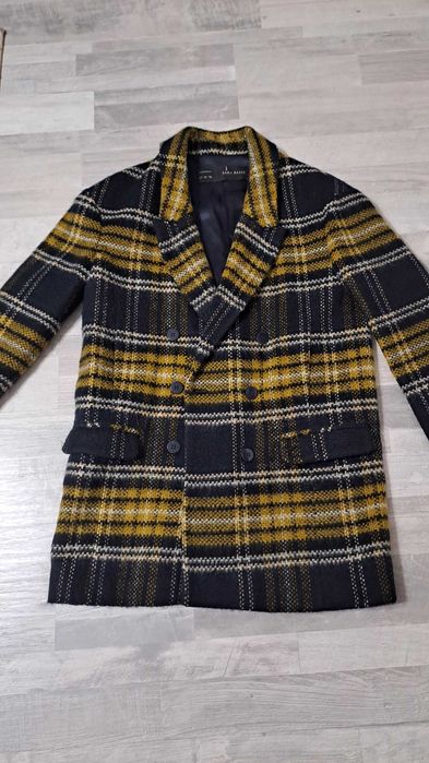 Зимно палтo Zara