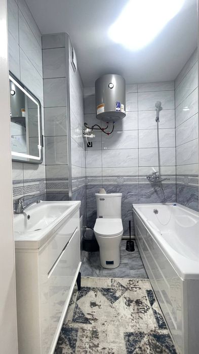 2 xonalik kvartira sotiladi 8 qavatli g'ishtlik  domning 5-qavatidan.