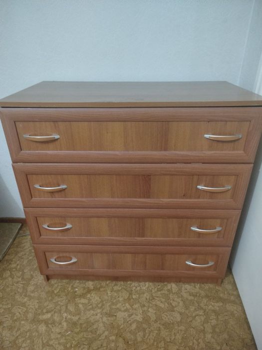 Комод для вещей.