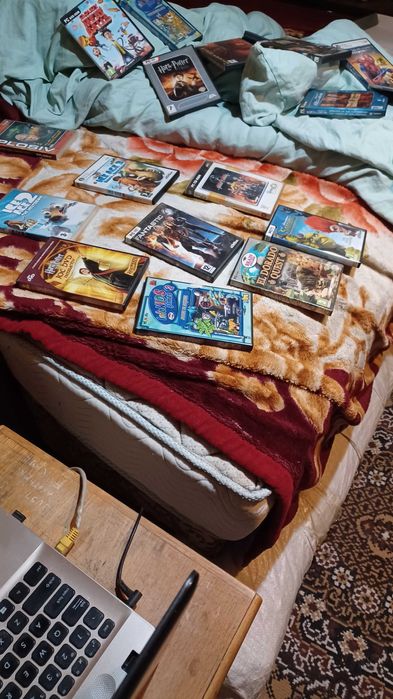 Vând pentru PC în stare foarte bună. Aveți mai jos pozele.