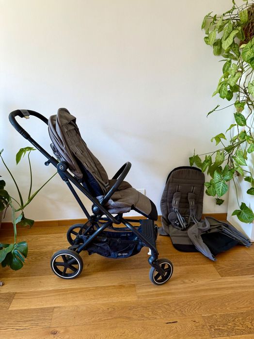 Cybex eezy twist 2+