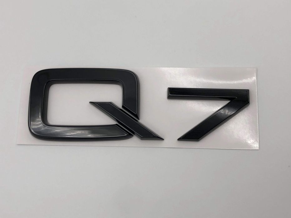 Emblema Audi Q7 negru