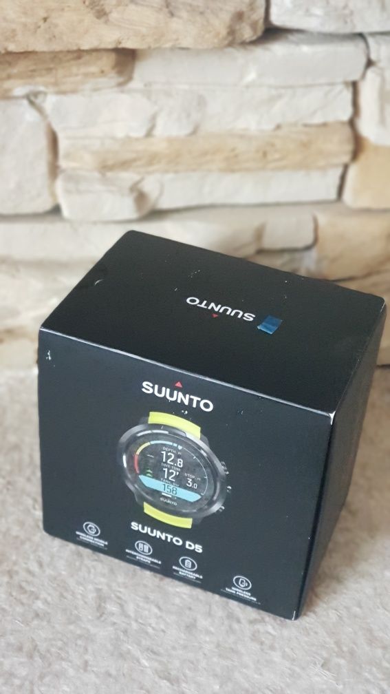 Продам дайвкомпьютер  Suunto d5