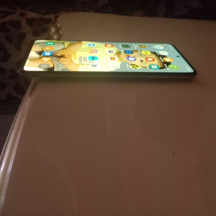 SAMSUNG A51 ideal 190$