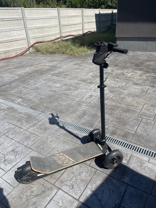Vand trotineta freewell