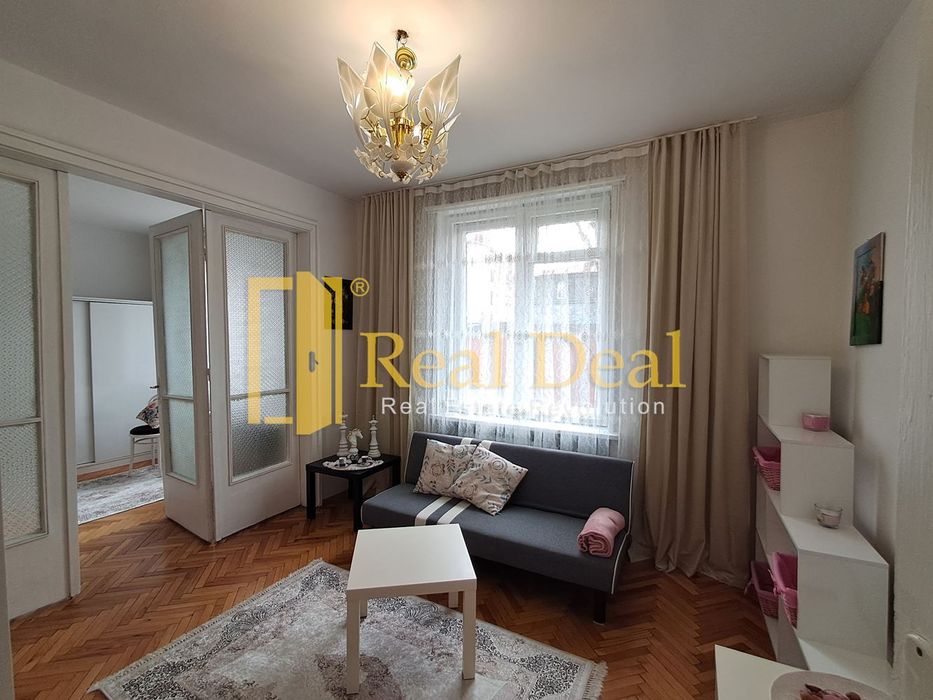 Дава се под наем Двустаен апартамент в София, Център - 60 кв.м за 800 € - Снимка #1