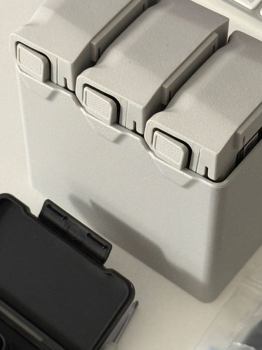 DJI Mini 4 Pro Fly More Combo