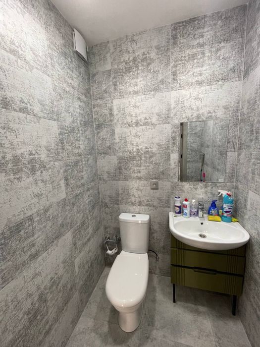 Офис, магазин, авиакасса и т.д  (карасу, академия)