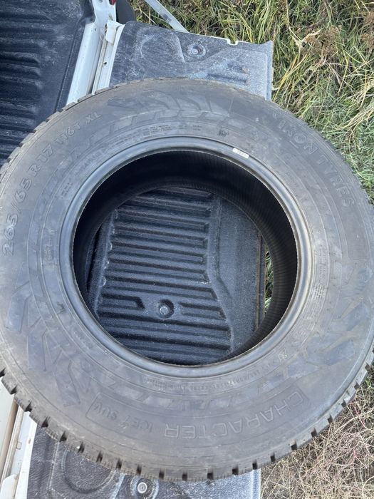 Продам резину зимнюю шипы