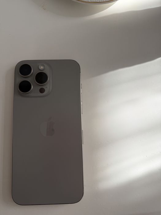 Продам iphone 15 pro max