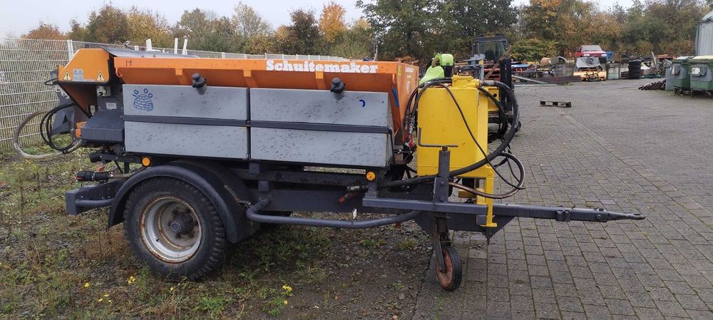 Sărăriță Tractabilă pentru Deszăpezire