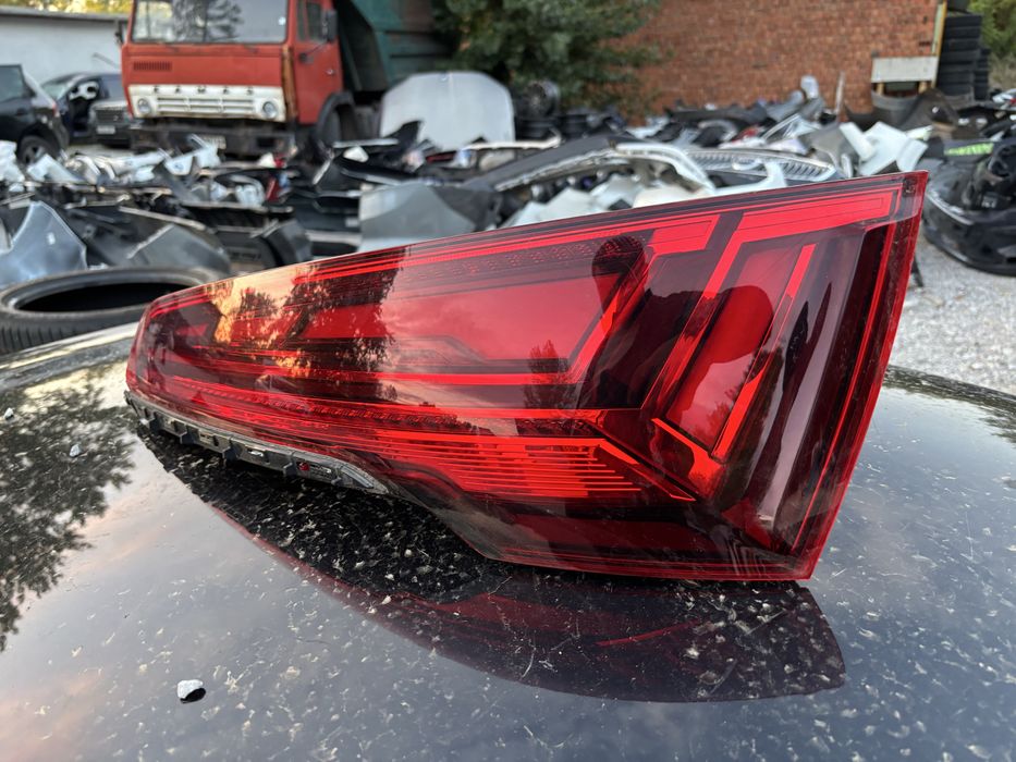 Стоп Audi Q5