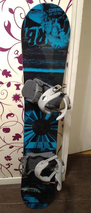 Snowboard NITRO Teams 152 см и автомати Drake Reload (L)