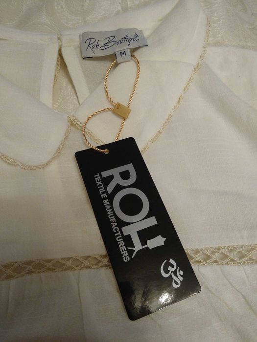 Cămășuța frumoasă dame noua de la Roh Boutique