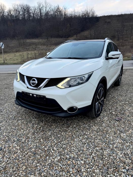 Nissan qasqhai tekna // 2015 // euro 5 // transport asigurat