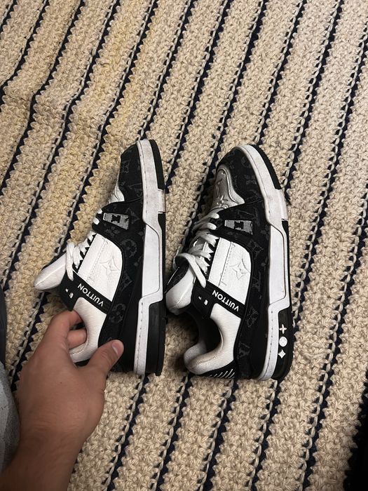Adidasi Luis Vuitton marimea 42