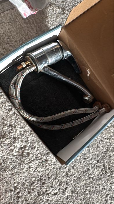 Смеситель хорошом состоянии полный клмплект