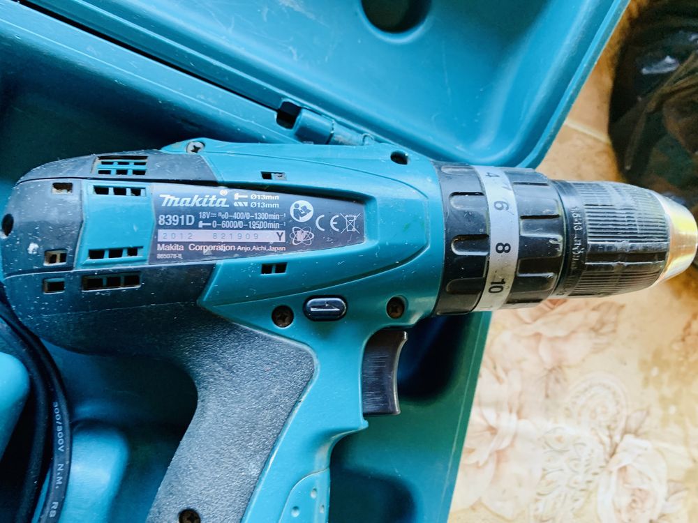 Makita Masina de infiletat Drill