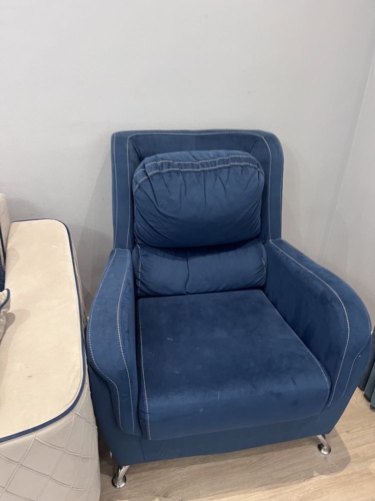 Продам диван и 2 кресла