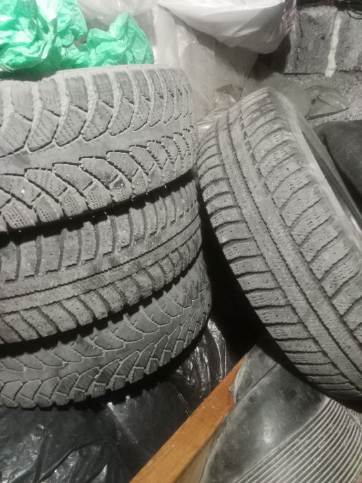 Продам зимние резину на 13