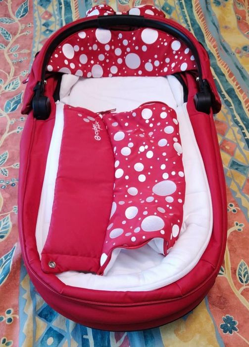 Кош за новородено Cybex Priam Carry Cot Jeremy Scott Petticoat.
