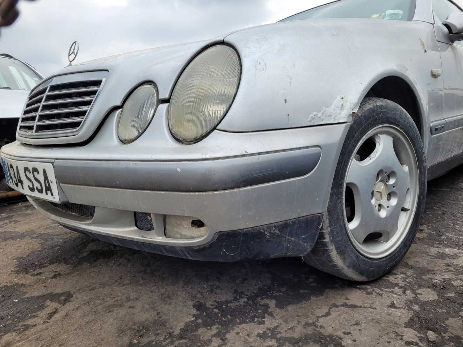 На части! Mercedes-Benz CLK 200