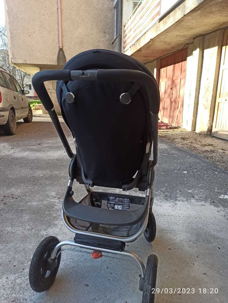 Бебешка количка STOKKE