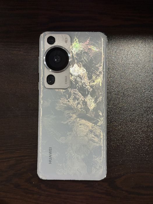 Huawei P60 Pro гаранция 2027
