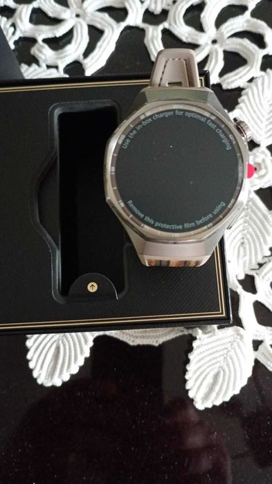 Smart watch Huawei GT 6 Pro nou, digilat, in cutie, nedesfacut