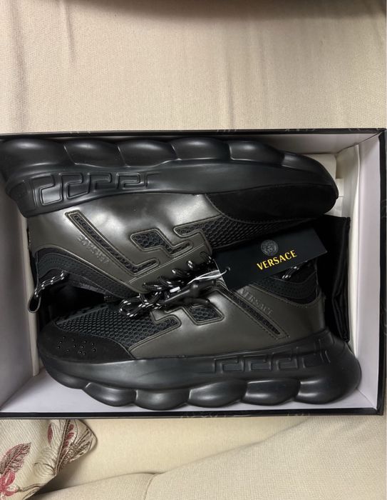 versace chain reaction black